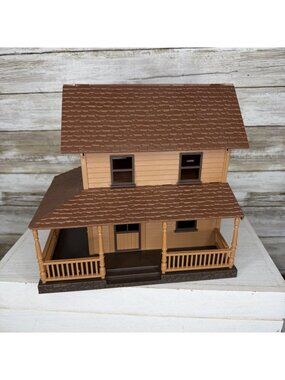 New Ray Two Story Farmhouse 9 3/8" x 6 1/2" x 8  5/8" GC